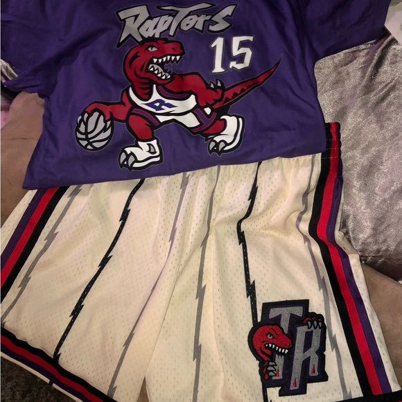 Men’s name brand see anything you like just ask 6$ each - Picture 6 of 16